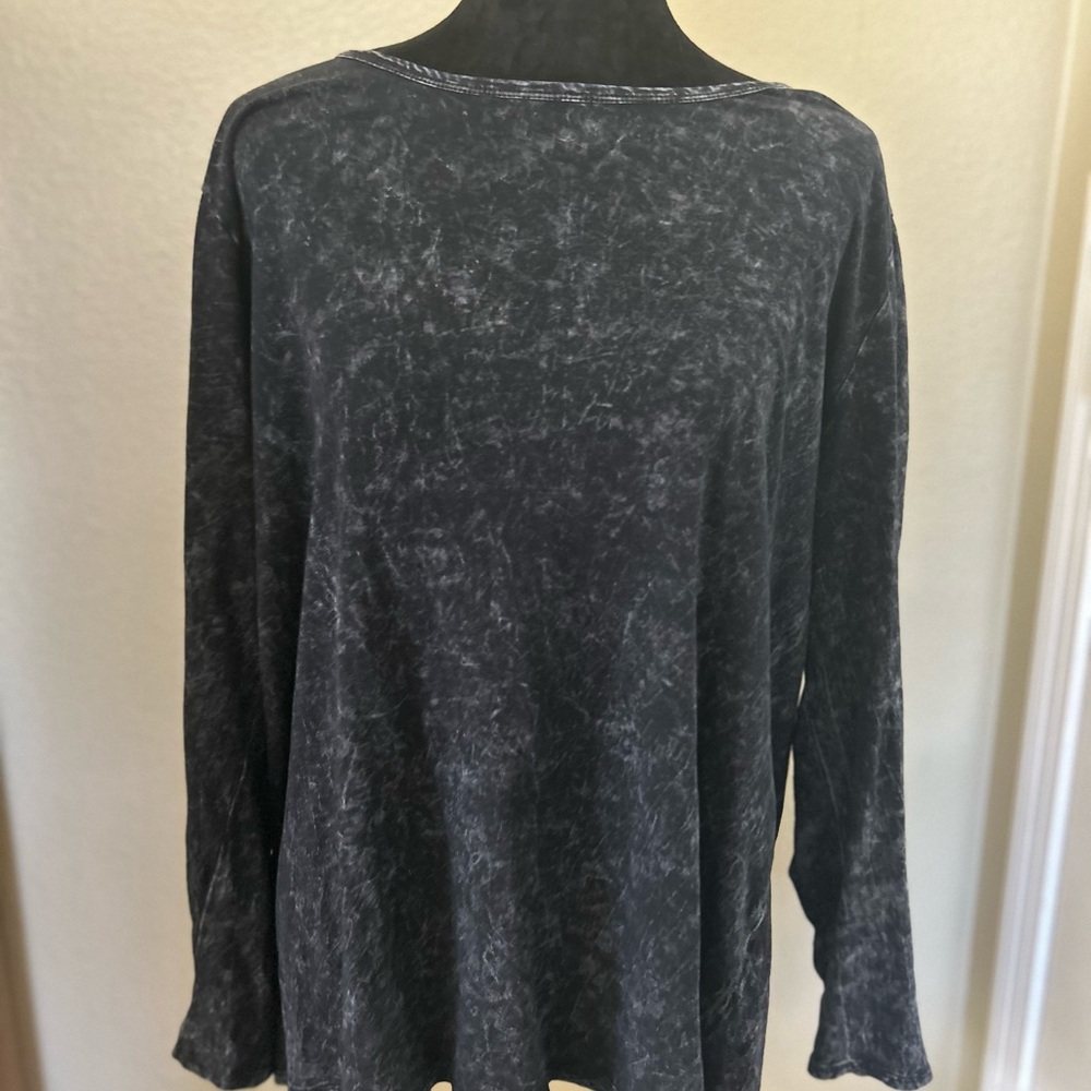 Fashion Nova Longsleeve Black Acidwash Shirt